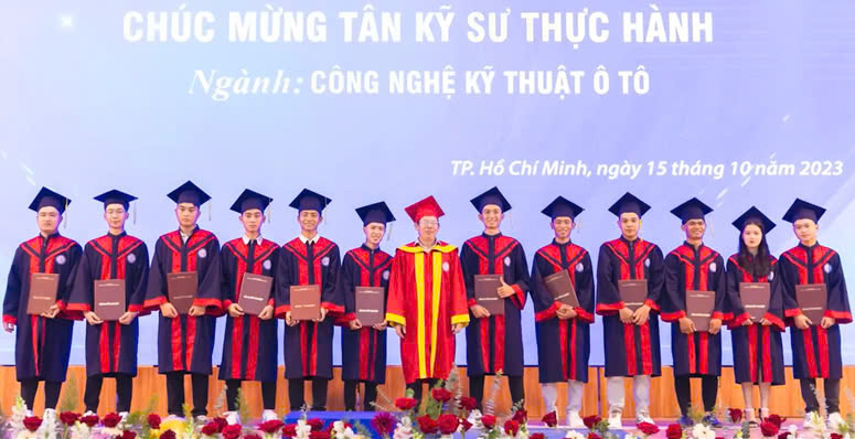 Tuyển sinh 2026